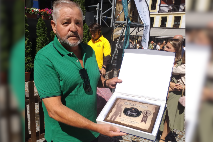 Sidra Trabanco gana el premio a la “Etiqueta más Guapina” en la Fiesta de la Sidra Natural de Gijón